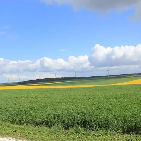 Les Bois De Champagne Nordique Hébergement de vacances *